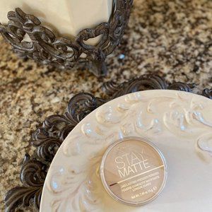 Rimmel London Stay Matte Face Powder – Beige 001